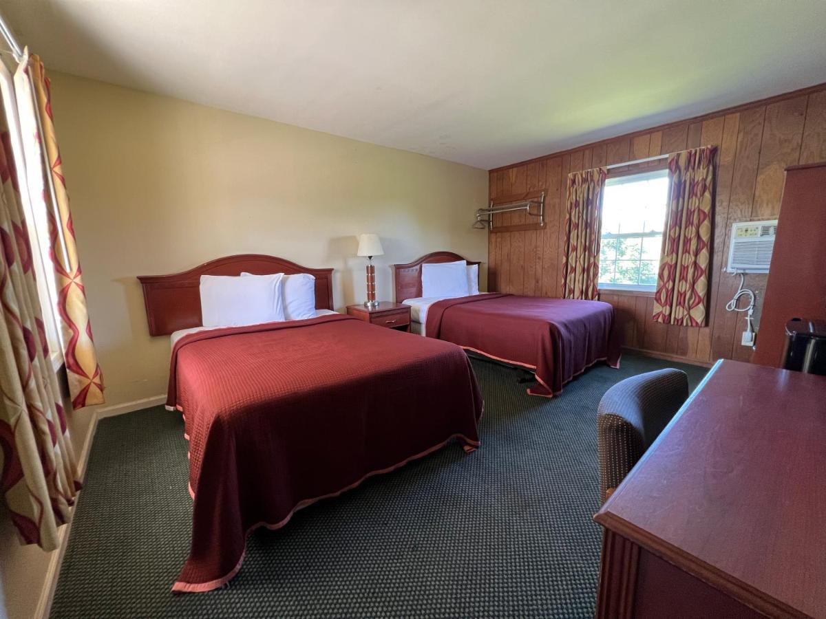 Relax Inn By Oyo Natural Bridge I-81 Exteriör bild