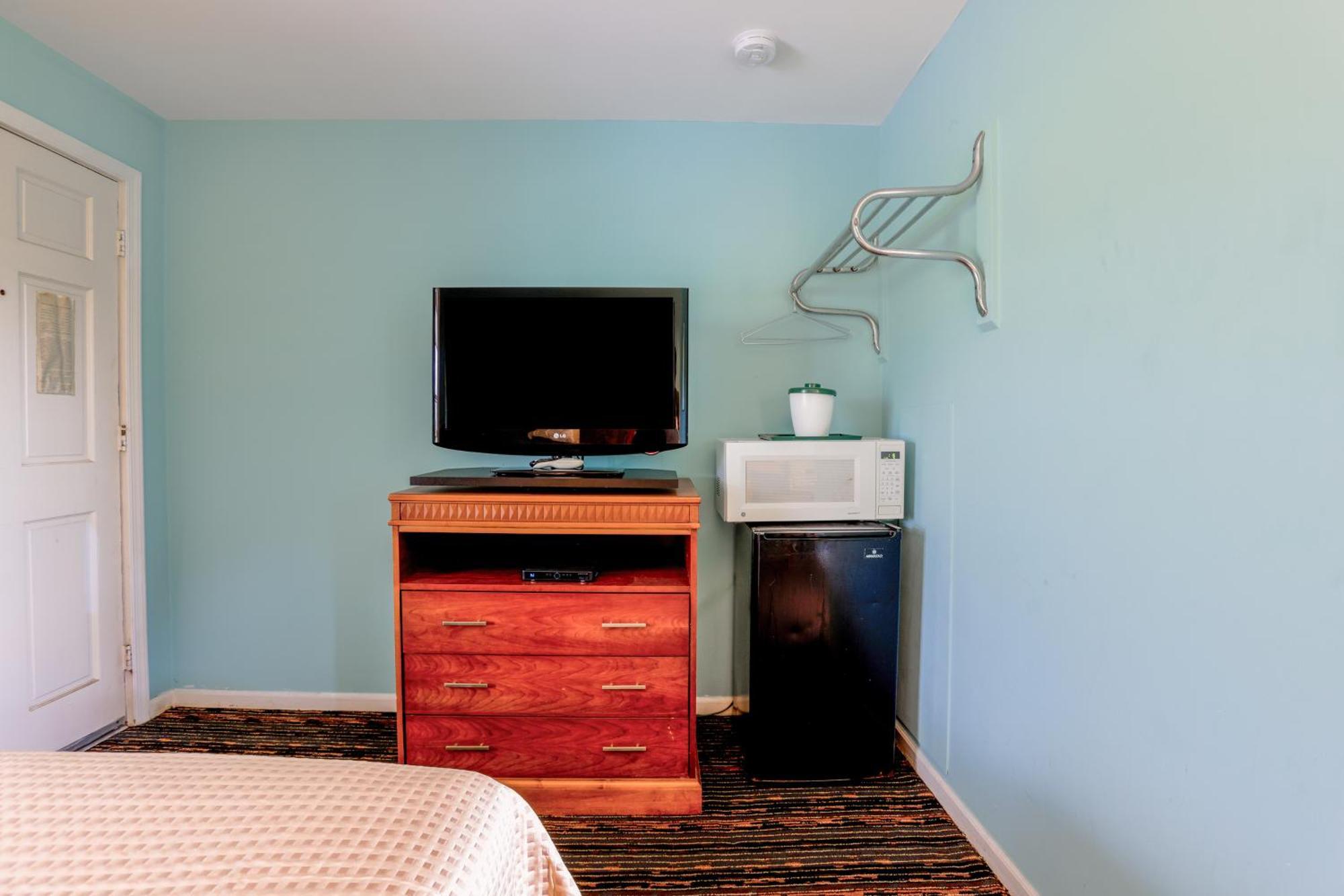 Relax Inn By Oyo Natural Bridge I-81 Exteriör bild